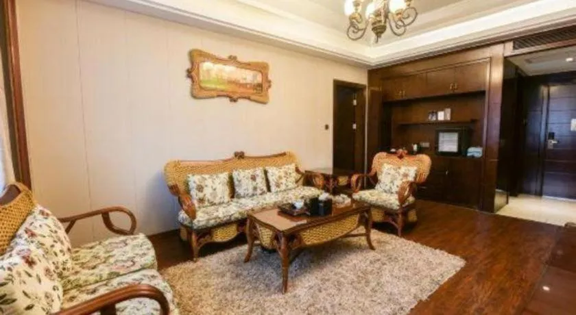 Fuzhou Chuanjie Hotspring and Golf Club Hotel