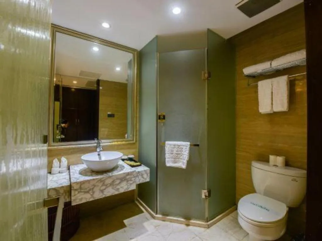 Fuzhou Chuanjie Hotspring and Golf Club Hotel