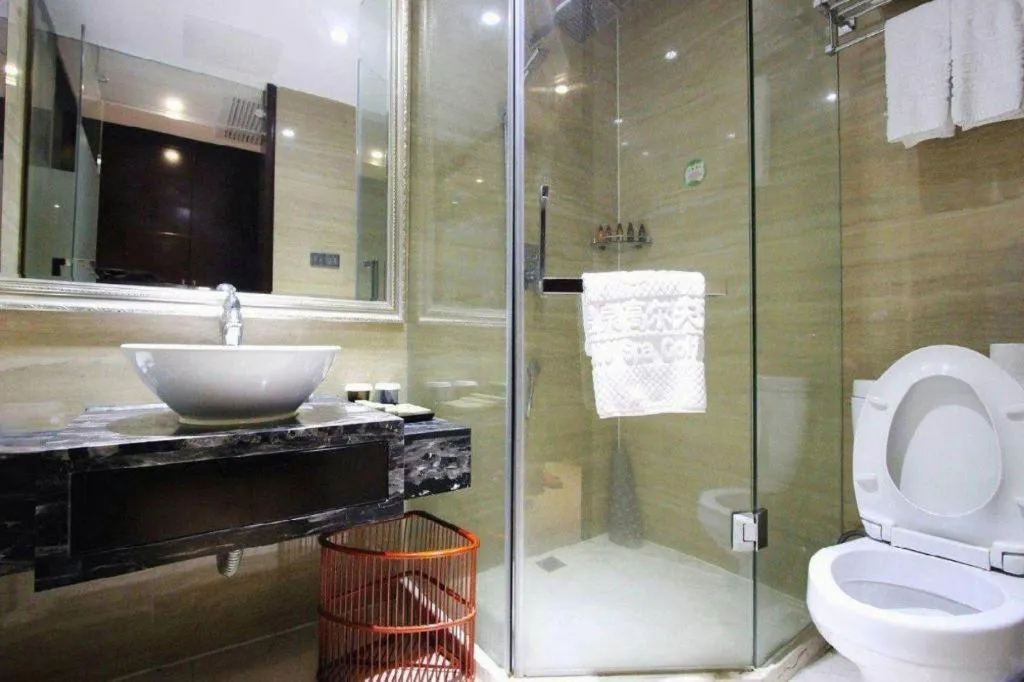 Fuzhou Chuanjie Hotspring and Golf Club Hotel