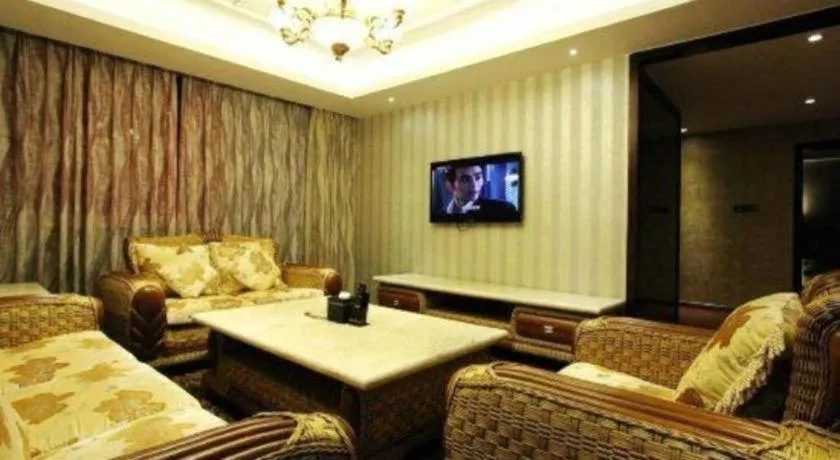 Fuzhou Chuanjie Hotspring and Golf Club Hotel