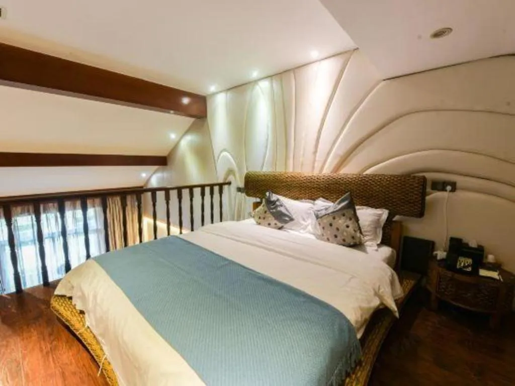 Bed in Fuzhou Chuanjie Hotspring and Golf Club Hotel