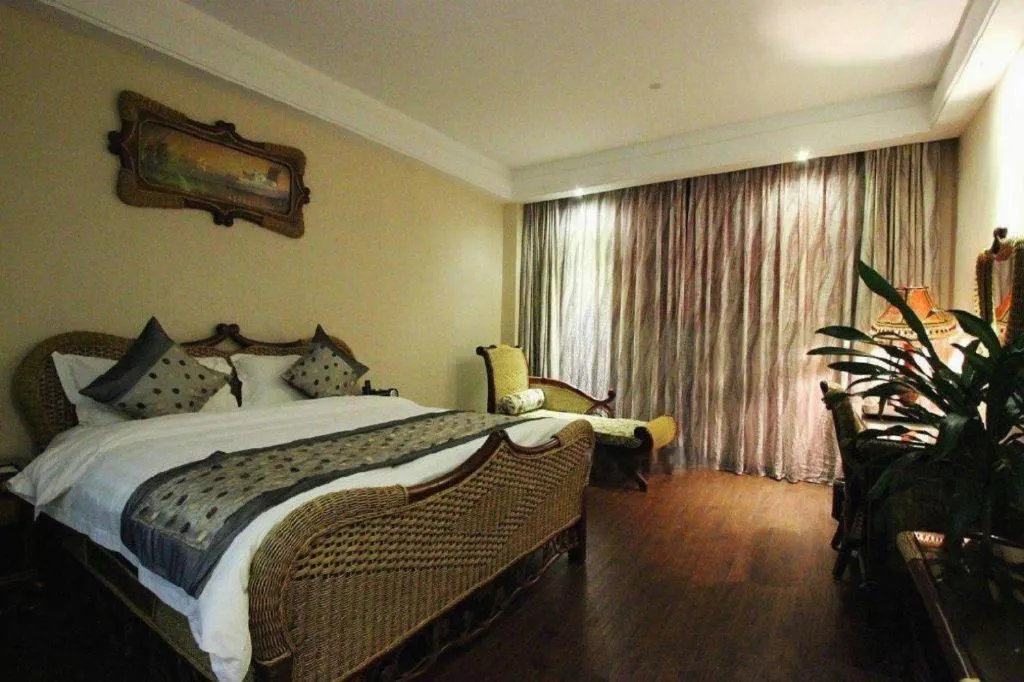Bed in Fuzhou Chuanjie Hotspring and Golf Club Hotel