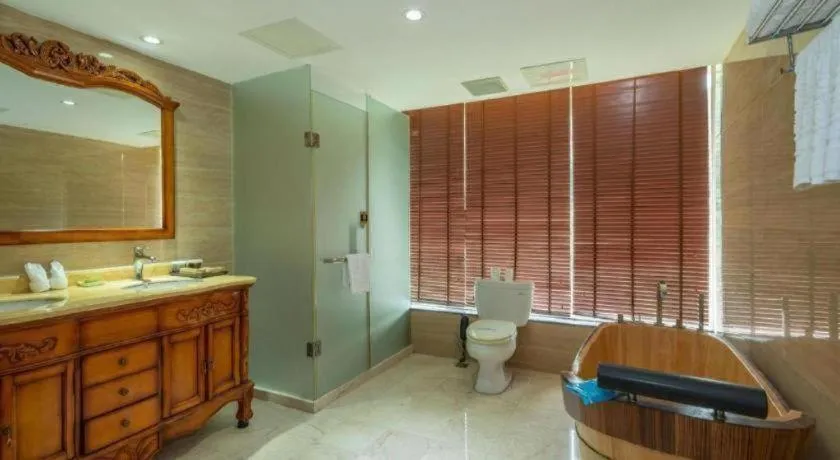 Fuzhou Chuanjie Hotspring and Golf Club Hotel