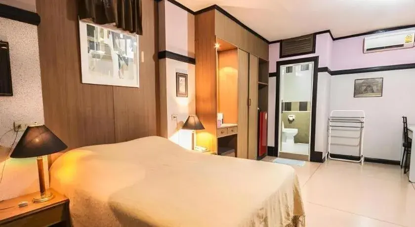 Bed in Numsin Hotel Bed in Numsin Hotel