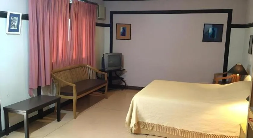 Bed in Numsin Hotel