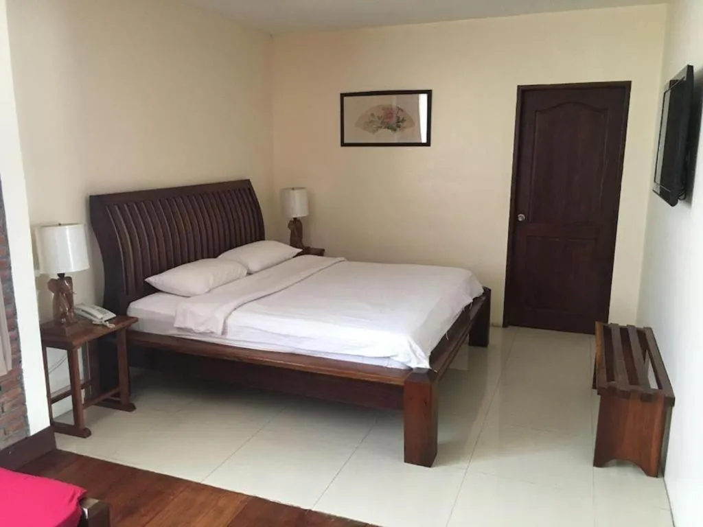 Bed in Mango Valley Hotel