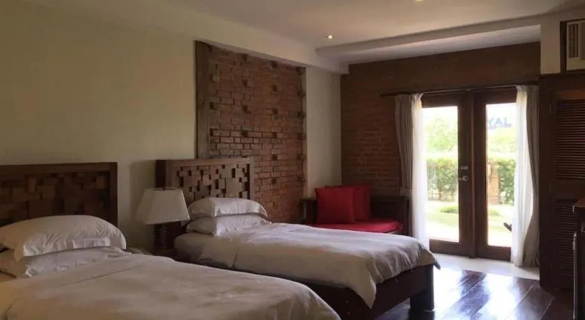 Bed in Mango Valley Hotel