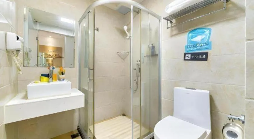 7 Days Inn Ya'an Langqiao Pedestrian Street Center