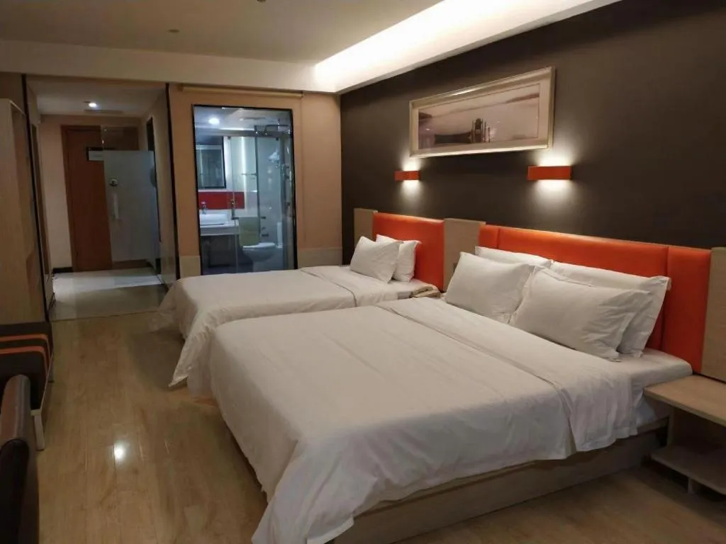 Bed in 7 Days Premium Jingjiang Fuhai New World Automobile Terminal Branch