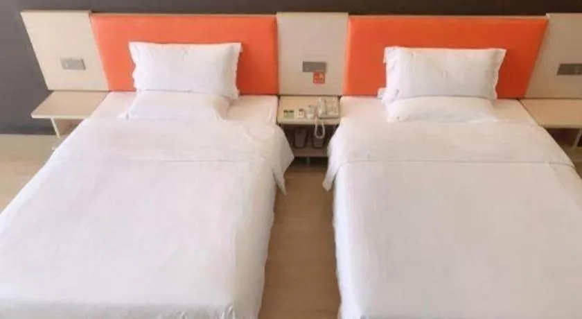 Bed in 7 Days Premium Jingjiang Fuhai New World Automobile Terminal Branch