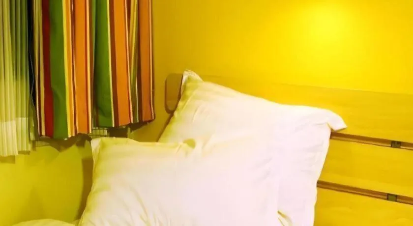 Bed in 7 Days Inn Jixian County Baowei Road