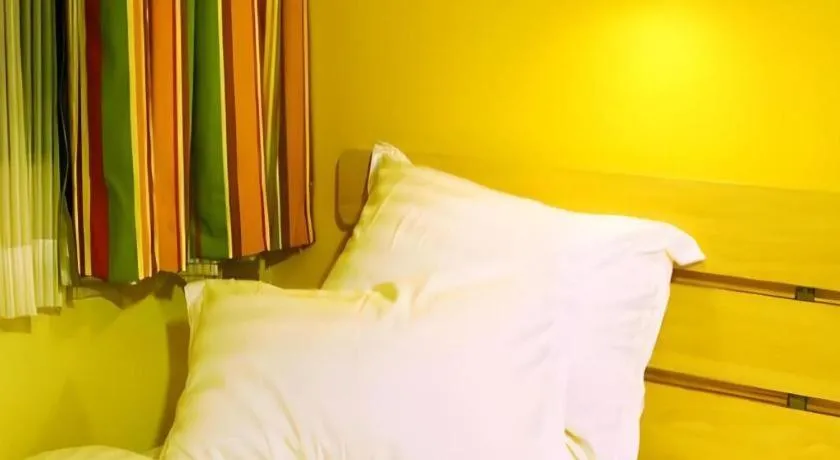 Bed in 7 Days Inn Jixian County Baowei Road