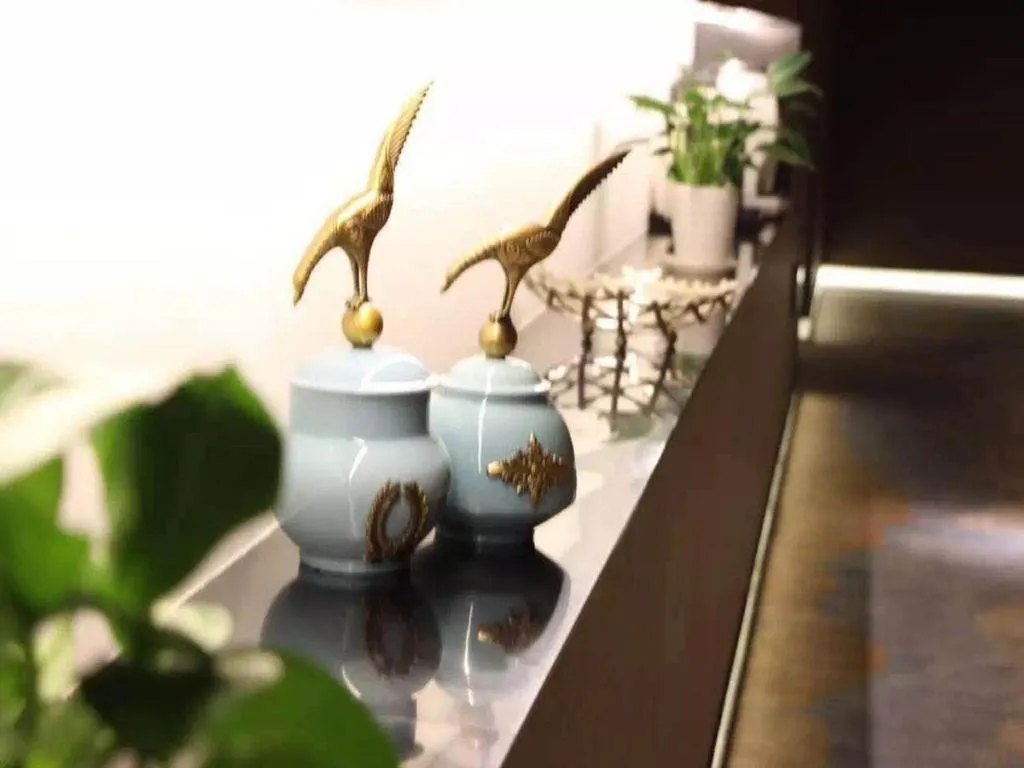 Qingdao Elegance Hotel