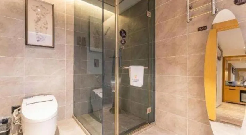 Qingdao Elegance Hotel