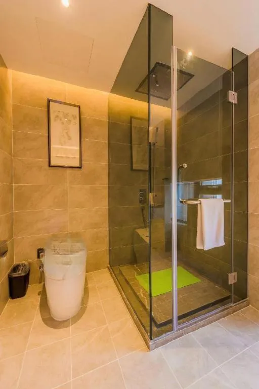 Qingdao Elegance Hotel