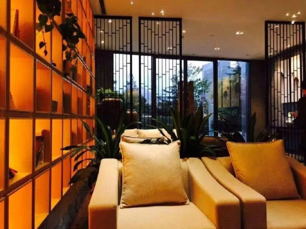 Qingdao Elegance Hotel