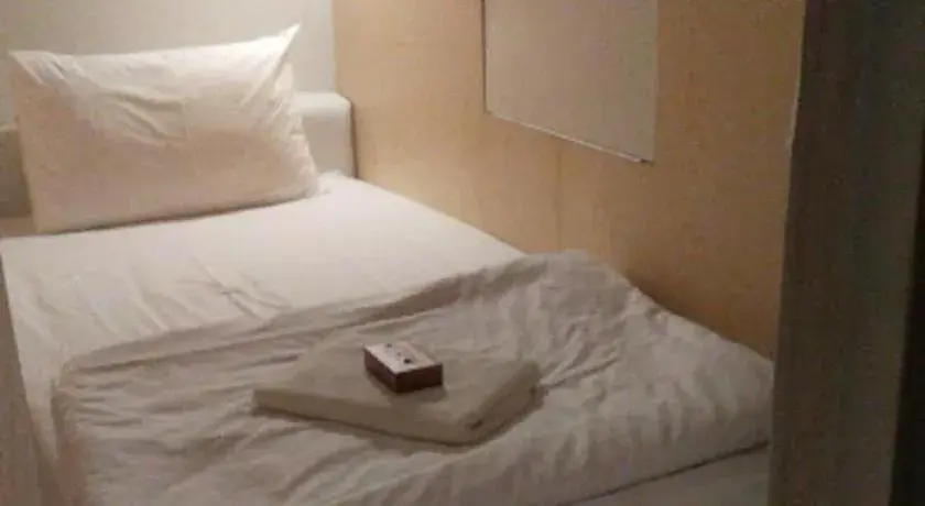 Bed in Ban Nai Amphoe Bed in Ban Nai Amphoe