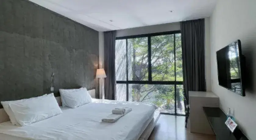 Bed in Ban Nai Amphoe Bed in Ban Nai Amphoe