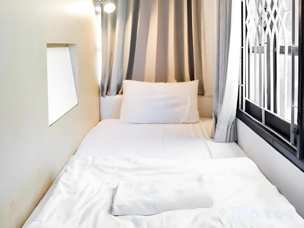 Bed in Ban Nai Amphoe