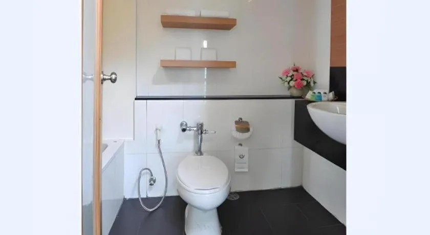 Mayflower Grande Hotel