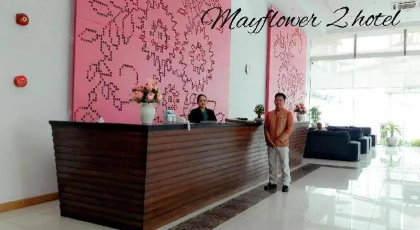 Mayflower Grande Hotel
