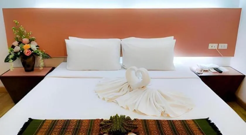 Bed in Mayflower Grande Hotel