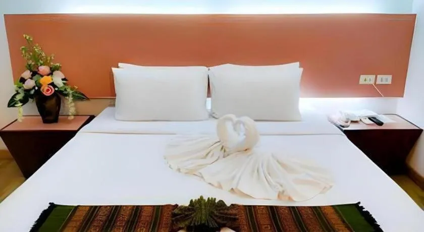 Bed in Mayflower Grande Hotel