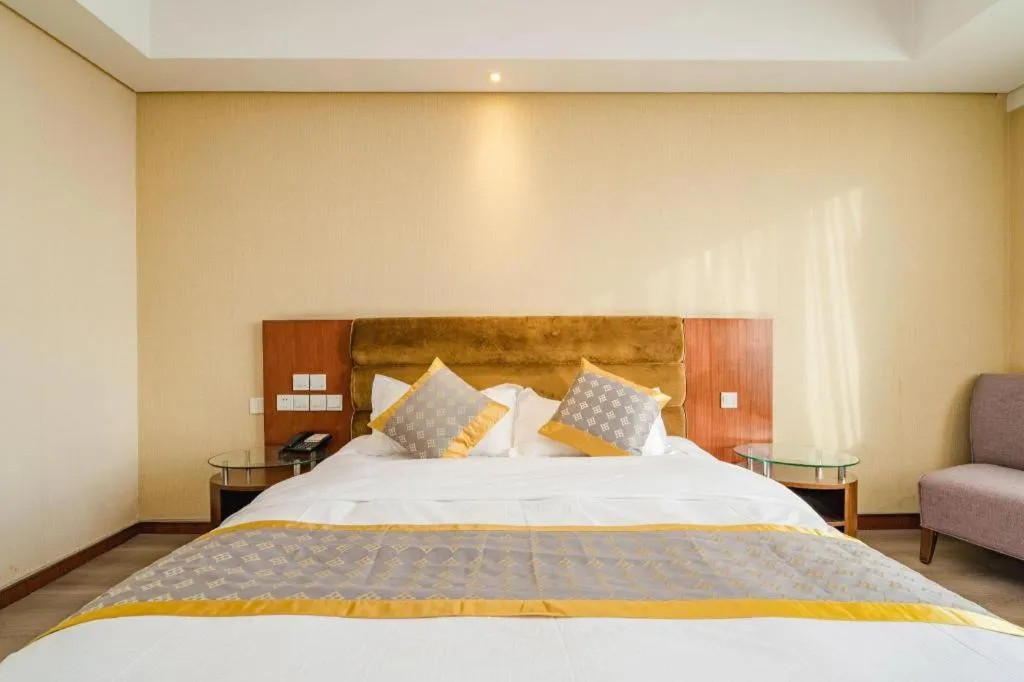 Bed in Qingdao TianRun JinWang Hotel