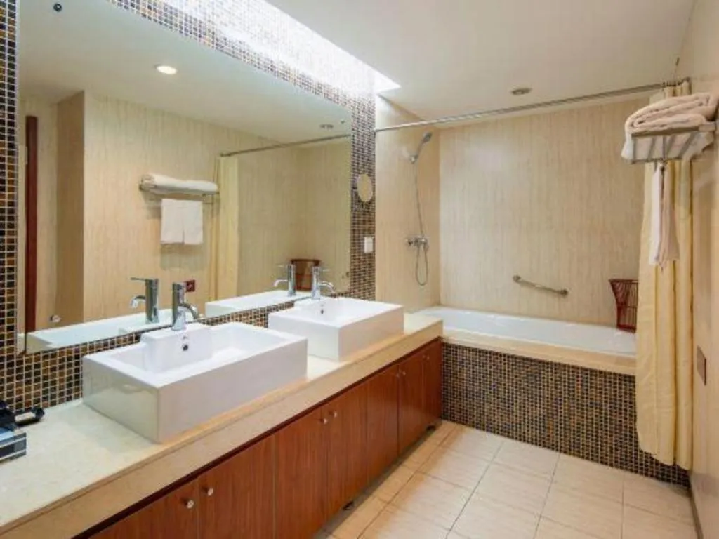 Qingdao TianRun JinWang Hotel