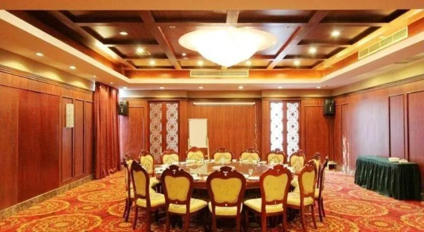 Qingdao TianRun JinWang Hotel