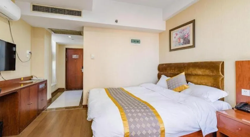 Bed in Qingdao TianRun JinWang Hotel