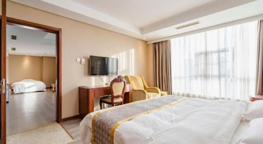 Bed in Qingdao TianRun JinWang Hotel