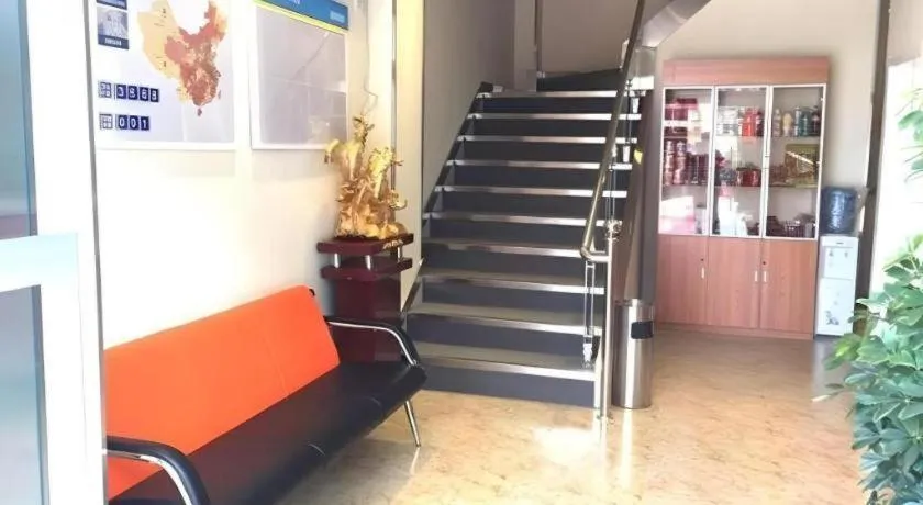 7 Days Inn Yingshang Lanxing Building Materials Market