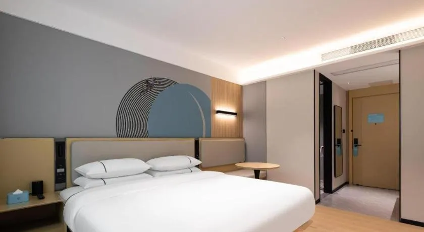 Bed in City Comfort Inn Zhongshan Lihe Square Walmart Branch