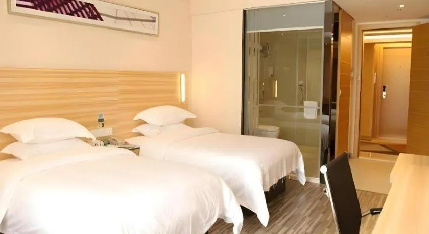 Bed in City Comfort Inn Zhongshan Lihe Square Walmart Branch