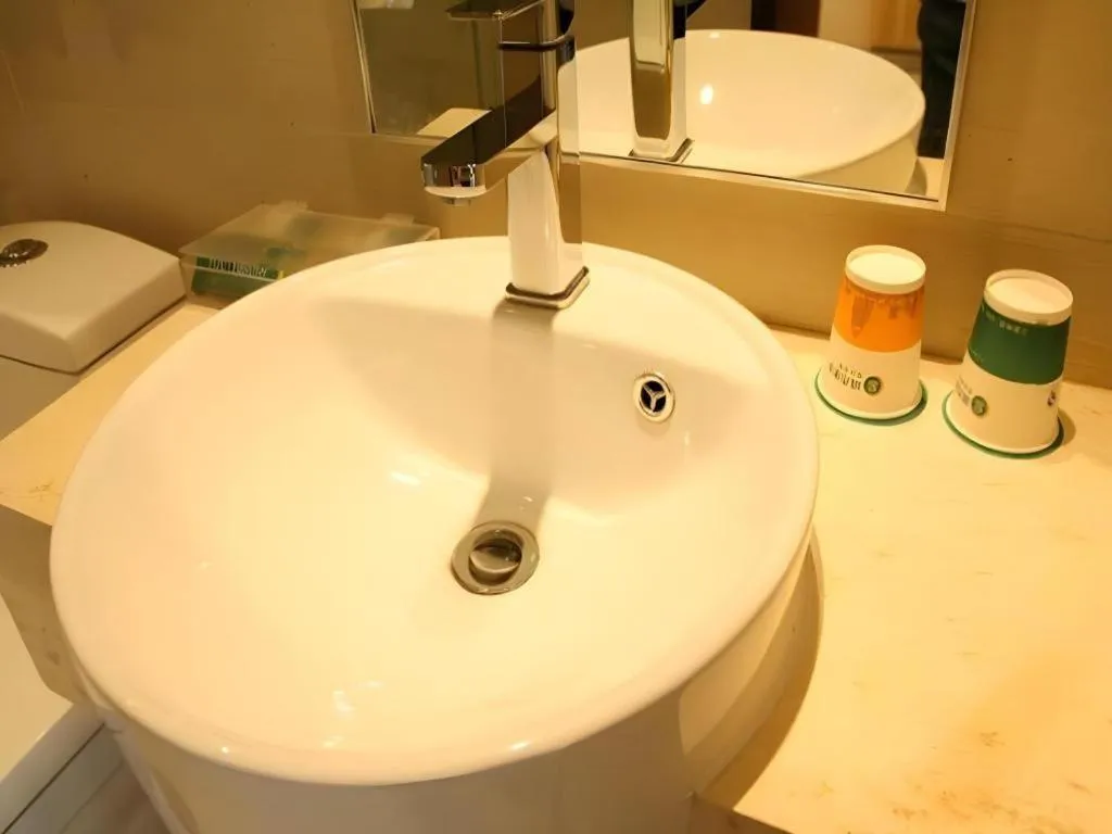 City Comfort Inn Zhongshan Lihe Square Walmart Branch