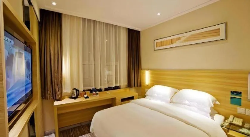 Bed in City Comfort Inn Zhongshan Lihe Square Walmart Branch