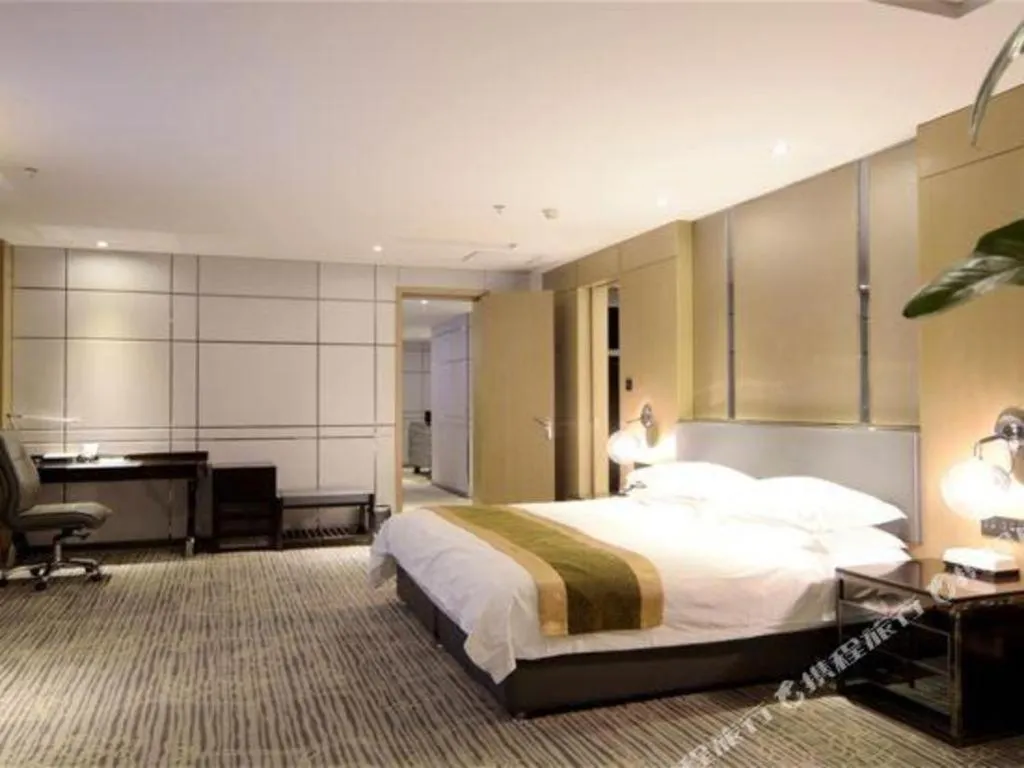 Bed in Harbin Splendent Hotel