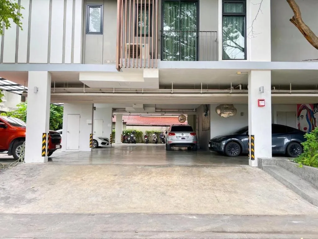 BB House Mini Suite Hotel