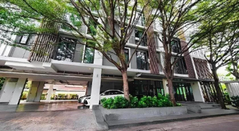 BB House Mini Suite Hotel