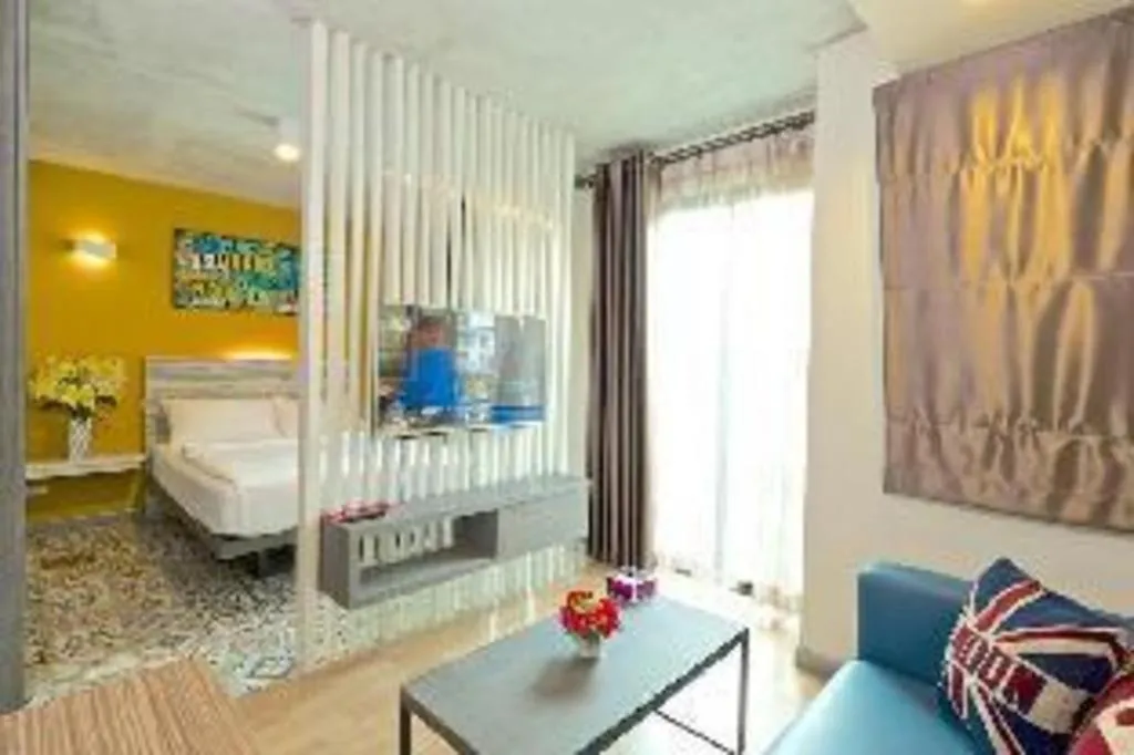 Bed in BB House Mini Suite Hotel