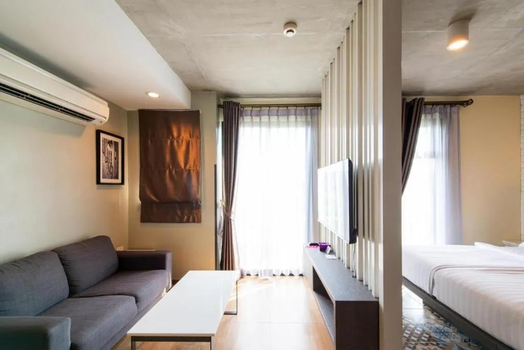 Bed in BB House Mini Suite Hotel