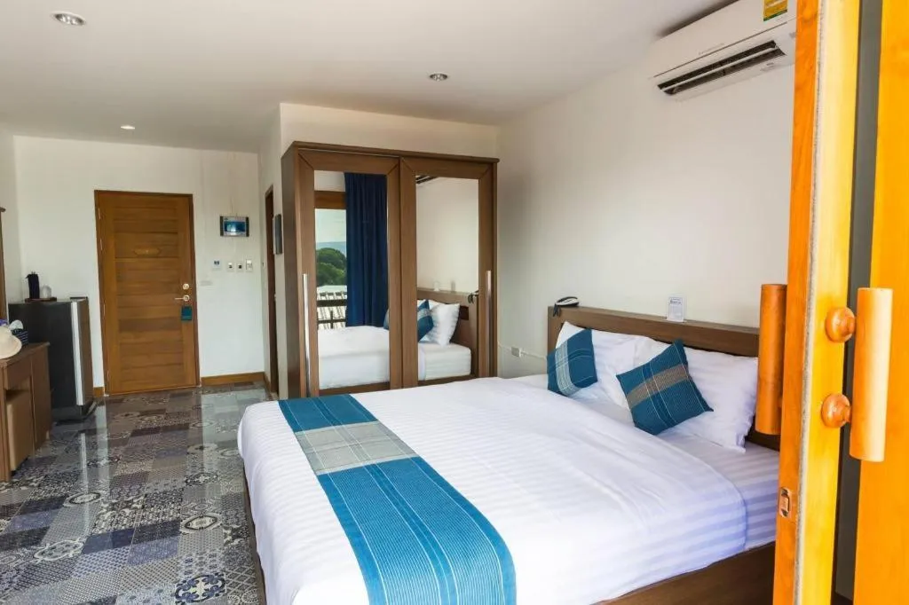 Bed in The Indigo House Phrae