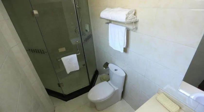 GreenTree Inn Shandong Yuncheng Ximen Street Songjiang Kung Fu School Business Hotel