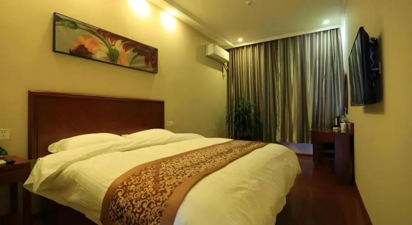 Bed in GreenTree Inn Shandong Yuncheng Ximen Street Songjiang Kung Fu School Business Hotel