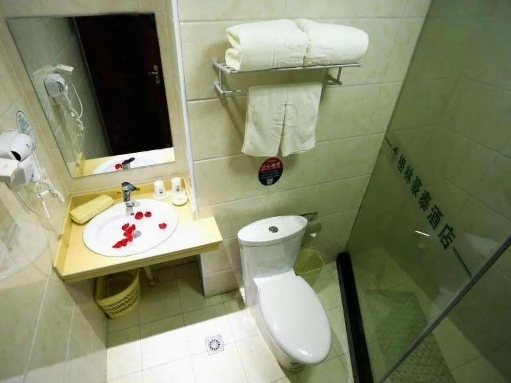 GreenTree Inn Shandong Yuncheng Ximen Street Songjiang Kung Fu School Business Hotel