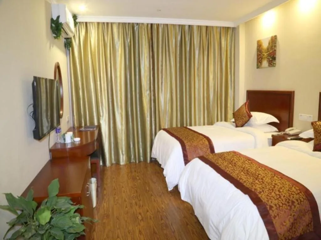 Bed in GreenTree Inn Shandong Yuncheng Ximen Street Songjiang Kung Fu School Business Hotel
