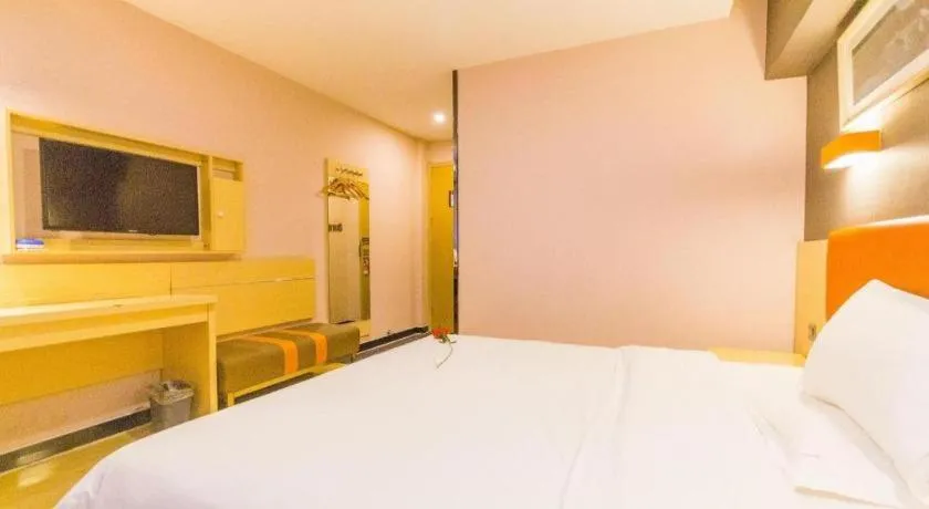 Bed in 7 Days Premium Hohhot Hailiang Square