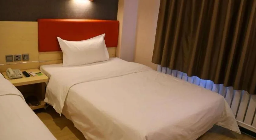 Bed in 7 Days Premium Hohhot Hailiang Square