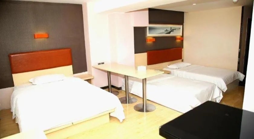 Bed in 7 Days Premium Hohhot Hailiang Square